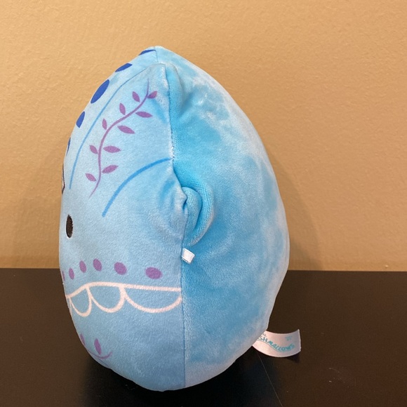 Evil Eye Squishmallows, Gisla the Blue Hamsa Hand, 8” - Picture 2 of 6